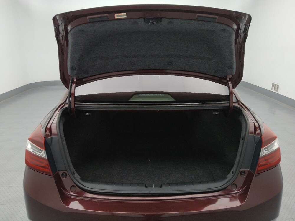 2017 Honda Accord in St. Louis, MO 63136 - 18116002 29