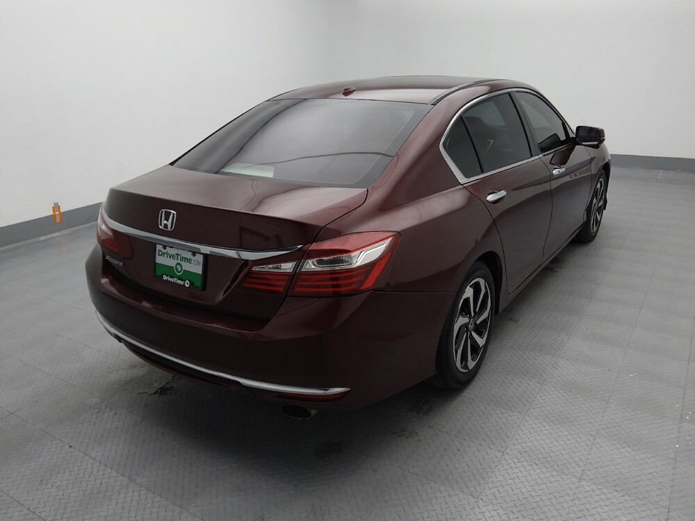 2017 Honda Accord in St. Louis, MO 63136 - 18116002 7