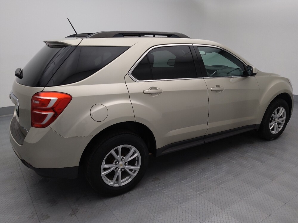 2016 Chevrolet Equinox in Topeka, KS 66611 - 18116004 10