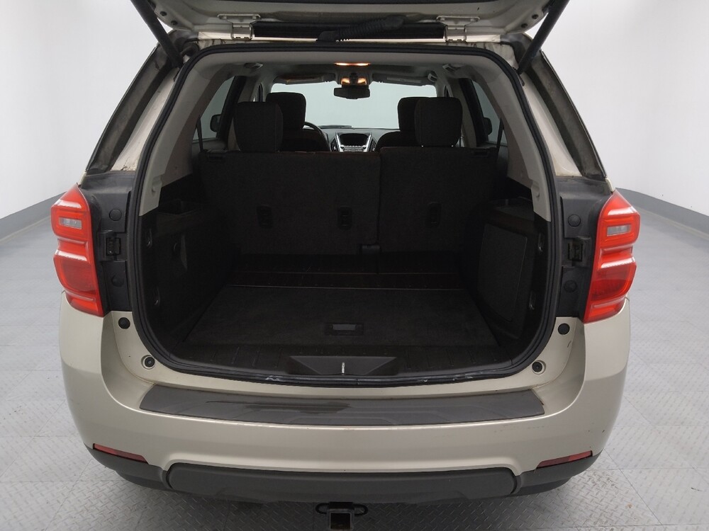2016 Chevrolet Equinox in Topeka, KS 66611 - 18116004 29