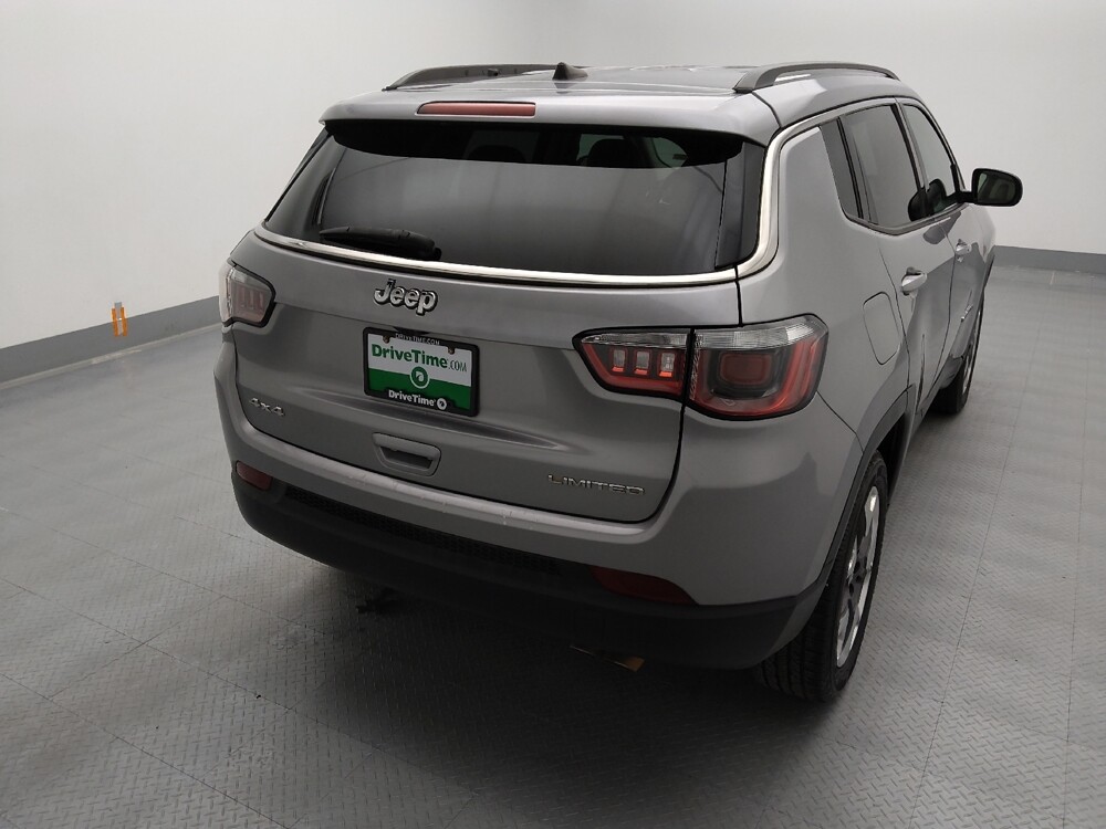 2020 Jeep Compass in Topeka, KS 66611 - 18116005 7