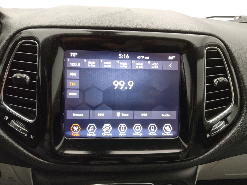 2020 Jeep Compass in Topeka, KS 66611 - 18116005 25