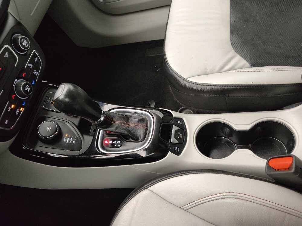 2020 Jeep Compass in Topeka, KS 66611 - 18116005 26