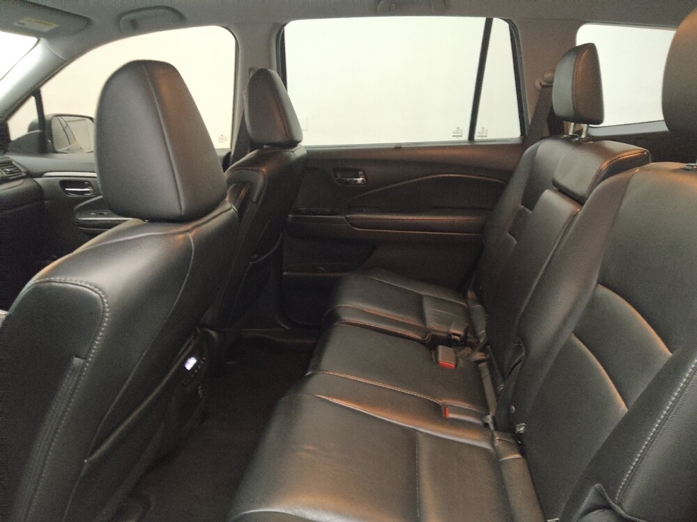 2019 Honda Pilot in Lombard, IL 60148 - 18116008 18