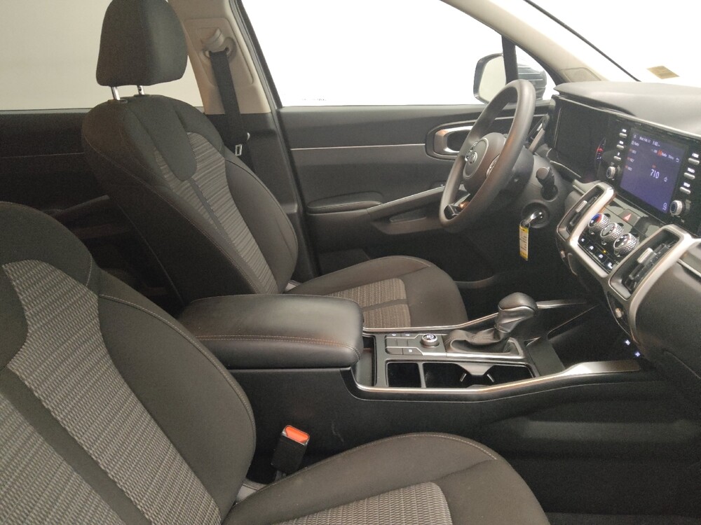 2021 Kia Sorento in Des Moines, IA 50310 - 18116011 21