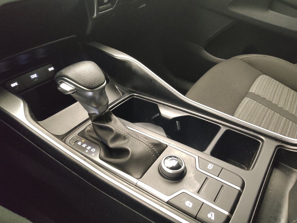 2021 Kia Sorento in Des Moines, IA 50310 - 18116011 26