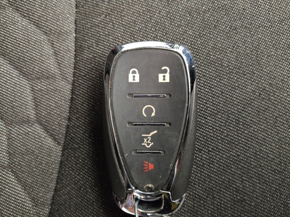 2018 Chevrolet Equinox in Des Moines, IA 50310 - 18116012 32