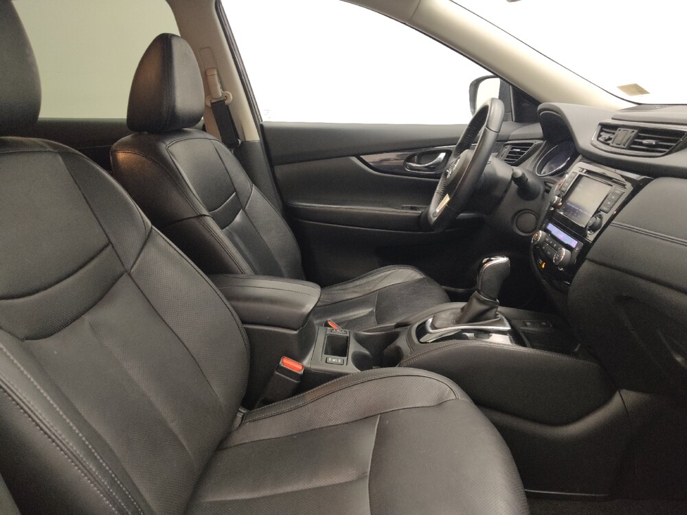 2019 Nissan Rogue in Des Moines, IA 50310 - 18116013 21