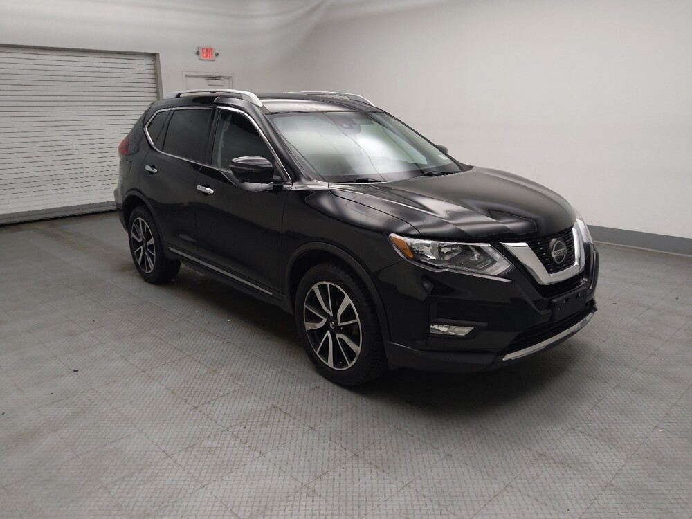 2019 Nissan Rogue in Des Moines, IA 50310 - 18116013 11