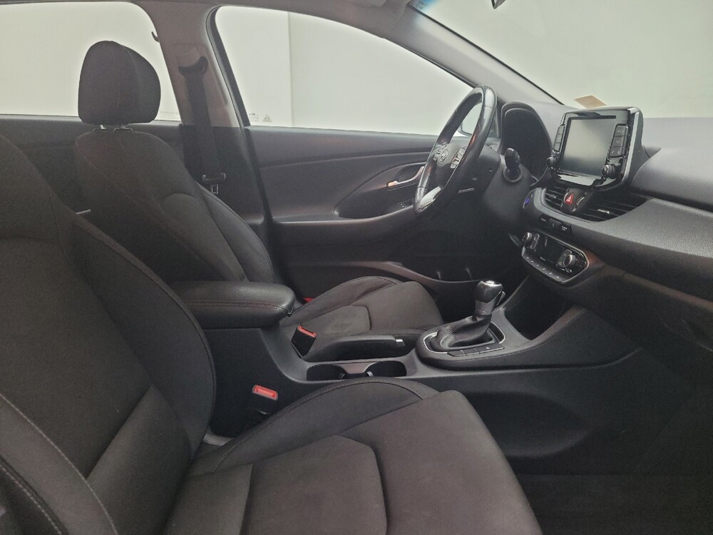 2018 Hyundai Elantra in Taylor, MI 48180 - 18116016 21