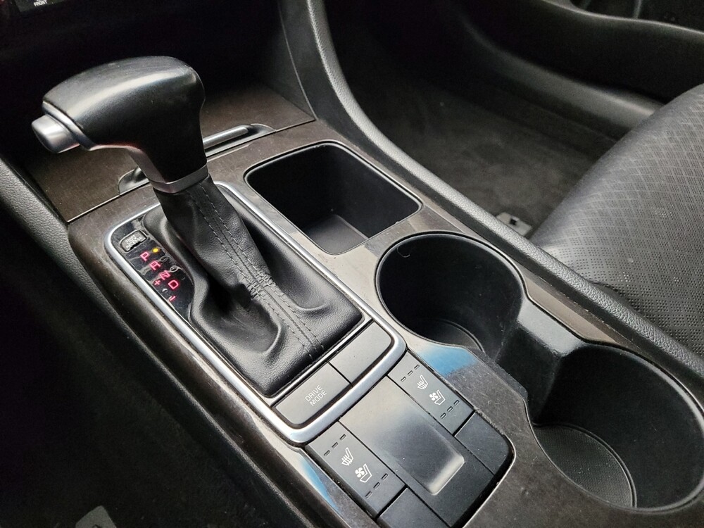 2018 Kia Optima in Taylor, MI 48180 - 18116017 26