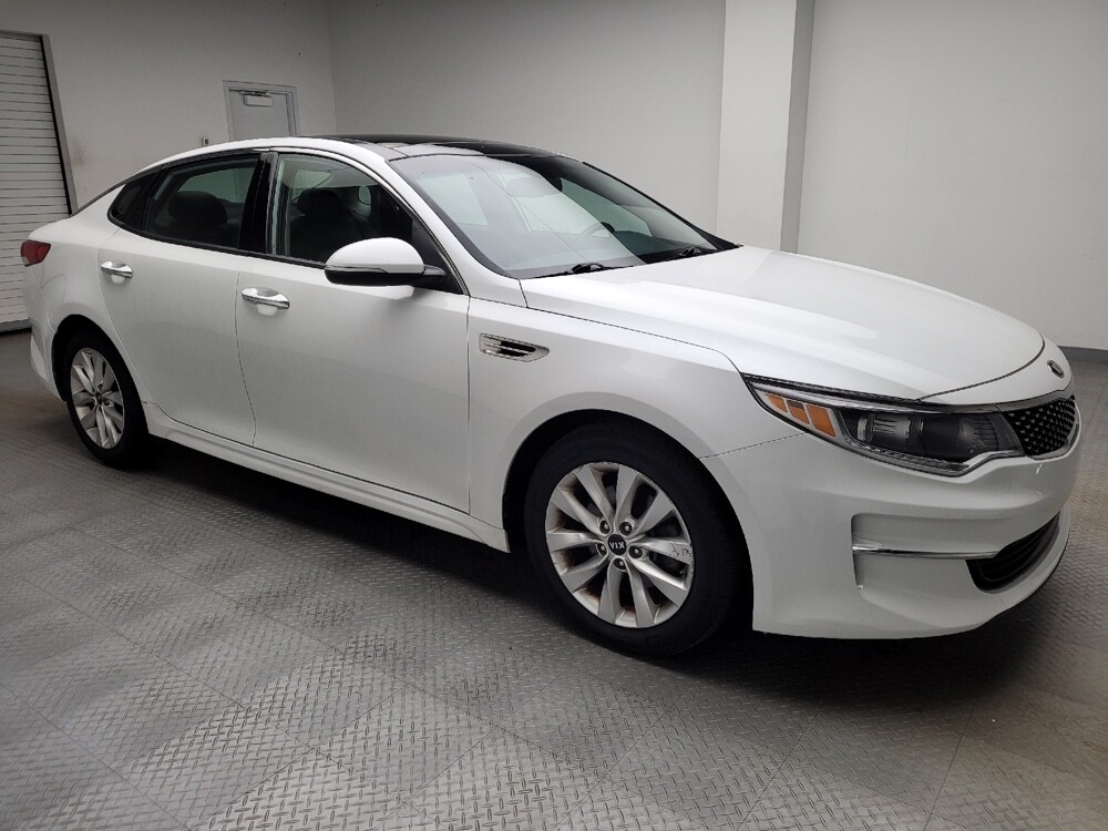 2018 Kia Optima in Taylor, MI 48180 - 18116017 11