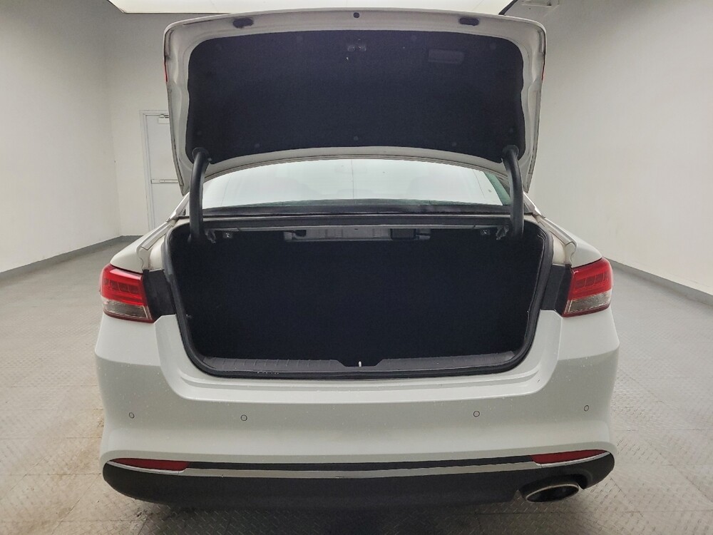 2018 Kia Optima in Taylor, MI 48180 - 18116017 29