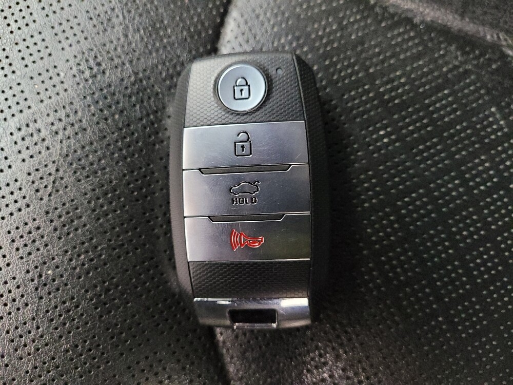 2018 Kia Optima in Taylor, MI 48180 - 18116017 32