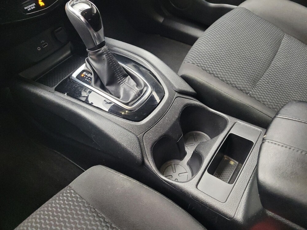 2019 Nissan Rogue Sport in Eastpointe, MI 48021 - 18116018 26