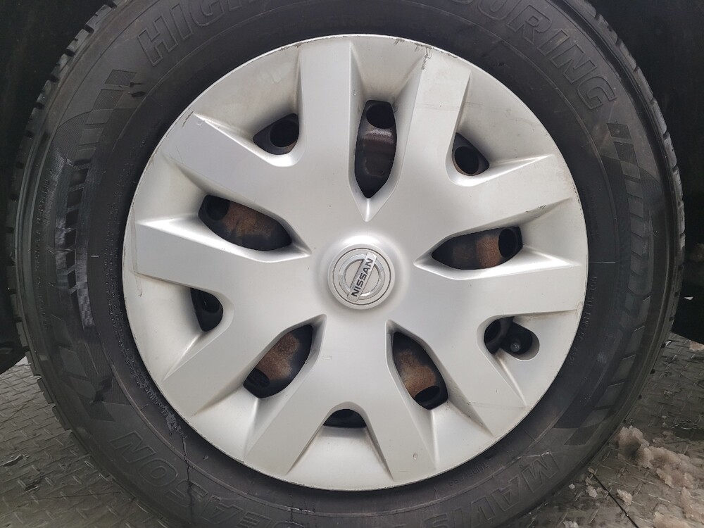 2019 Nissan Rogue Sport in Eastpointe, MI 48021 - 18116018 31