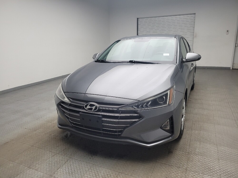 2019 Hyundai Elantra in Eastpointe, MI 48021 - 18116021 15