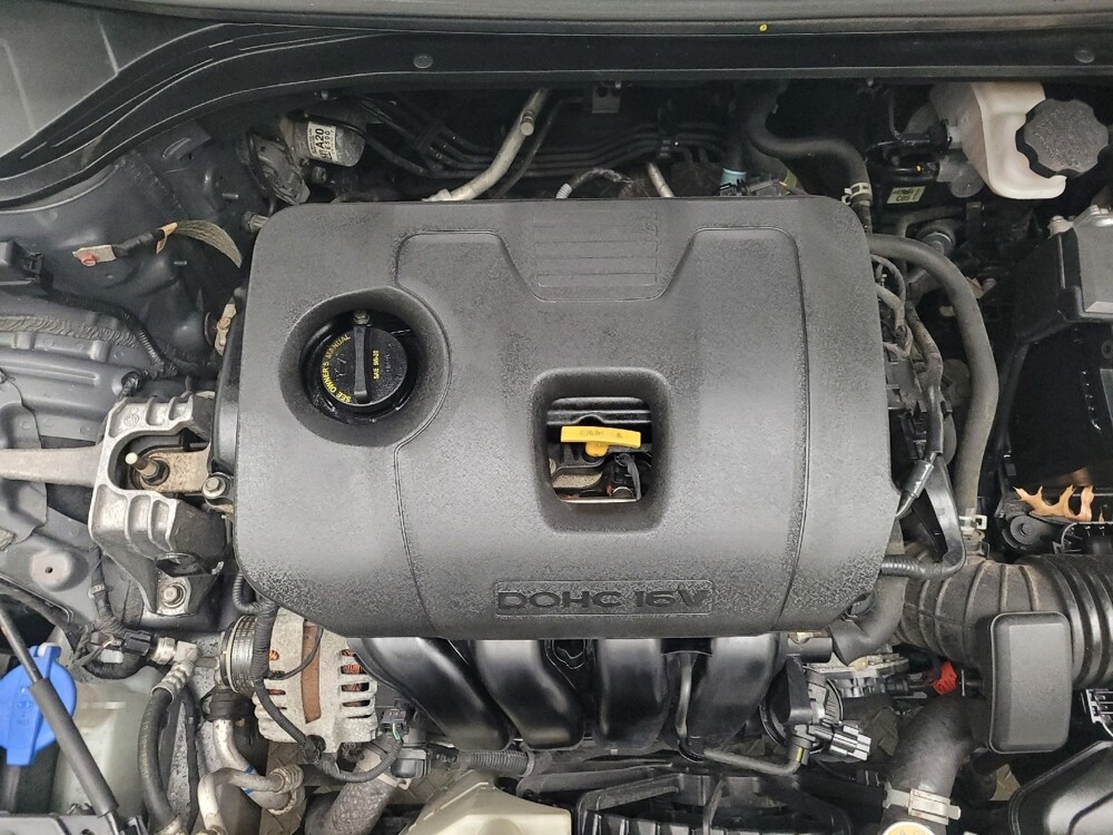 2019 Hyundai Elantra in Eastpointe, MI 48021 - 18116021 30