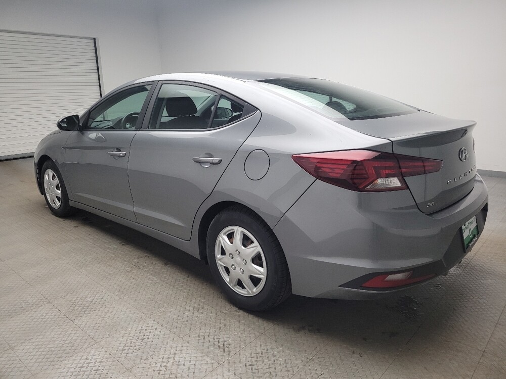 2019 Hyundai Elantra in Eastpointe, MI 48021 - 18116021 3