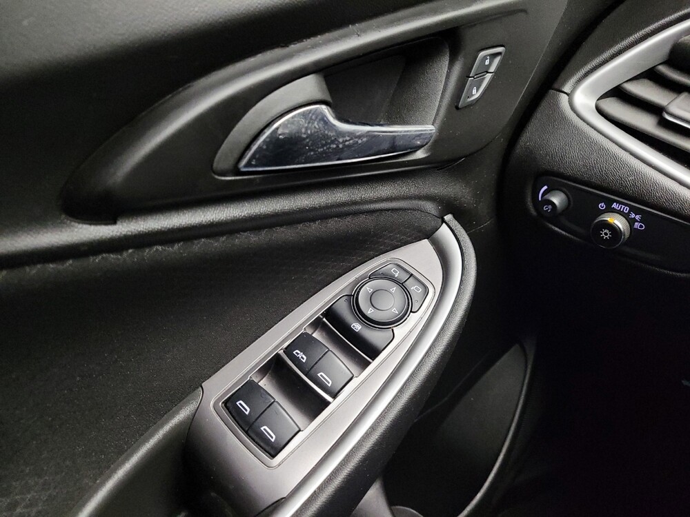 2024 Chevrolet Malibu in Taylor, MI 48180 - 18116026 27