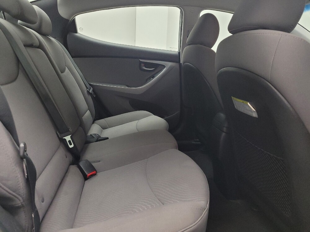 2014 Hyundai Elantra in Eastpointe, MI 48021 - 18116027 19