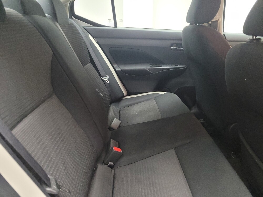 2021 Nissan Versa in Eastpointe, MI 48021 - 18116028 19