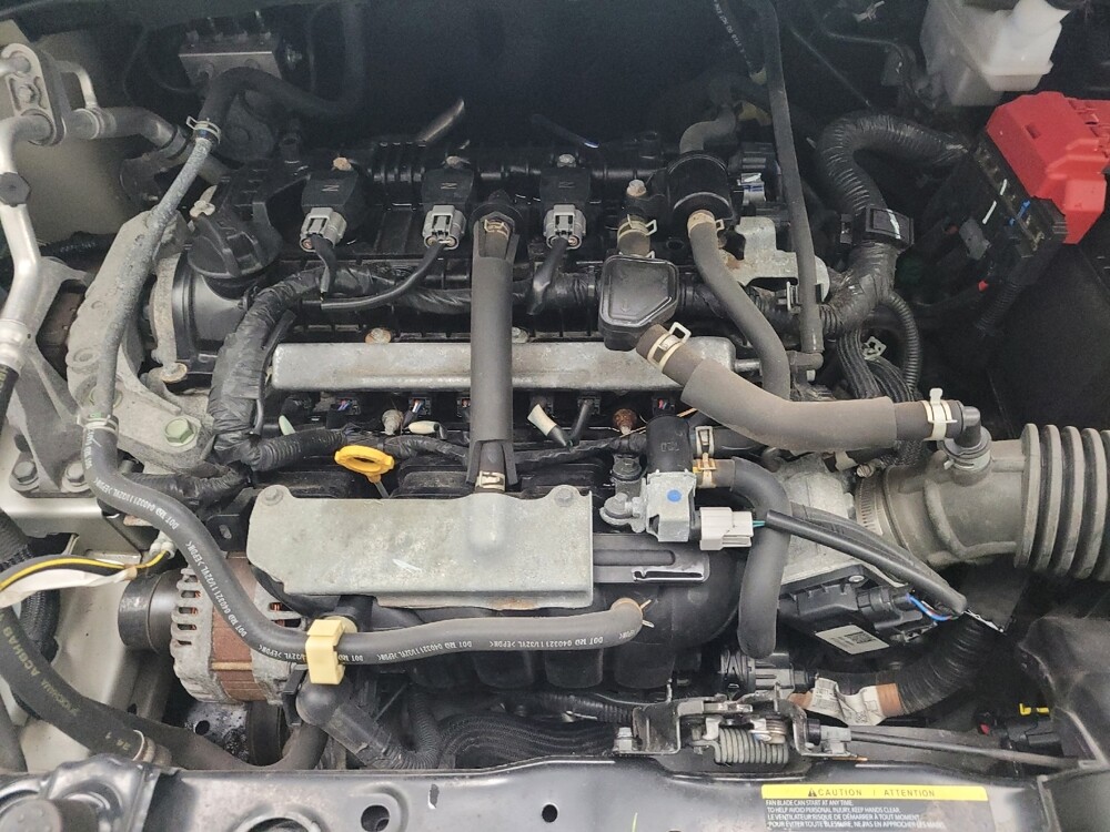 2021 Nissan Versa in Eastpointe, MI 48021 - 18116028 30