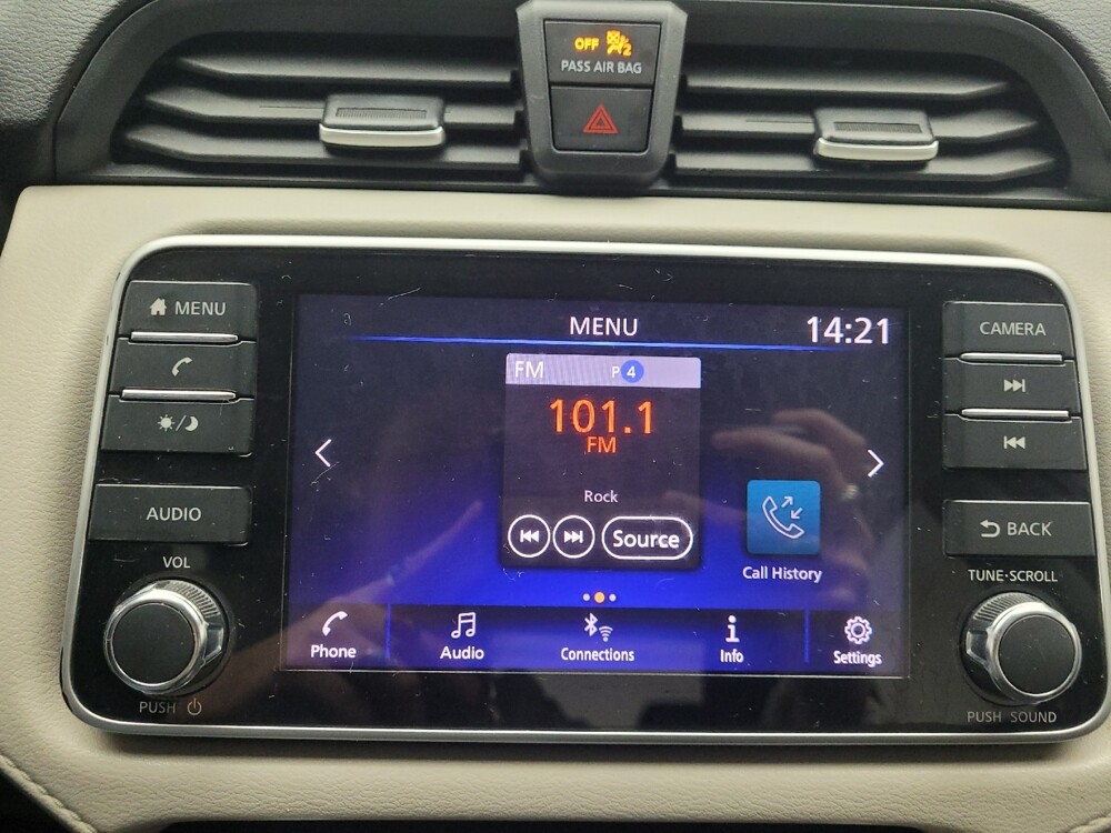 2021 Nissan Versa in Eastpointe, MI 48021 - 18116028 25