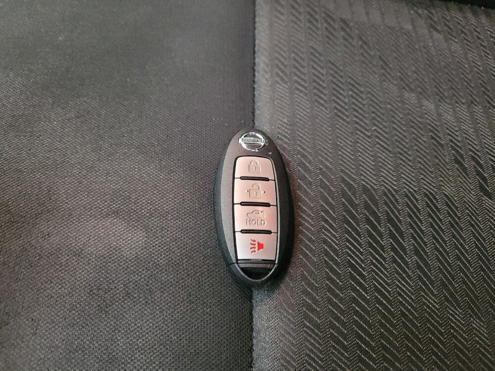 2021 Nissan Versa in Eastpointe, MI 48021 - 18116028 32