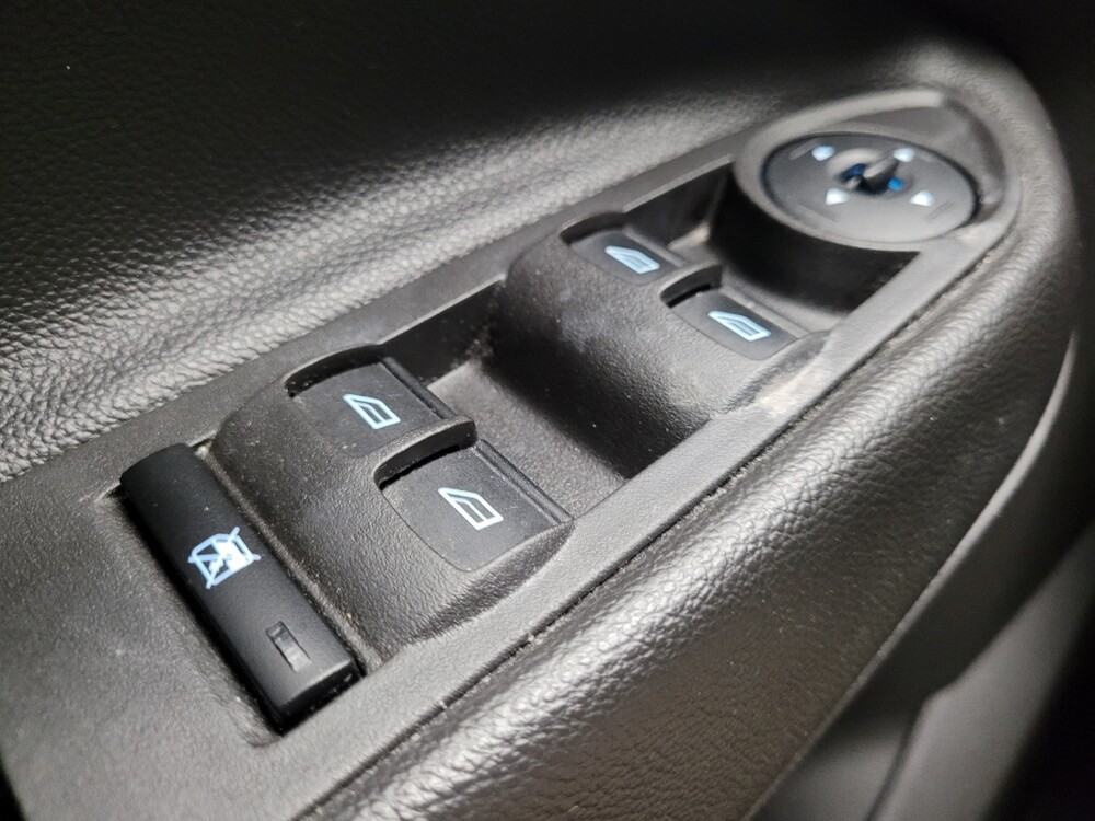 2016 Ford Escape in Eastpointe, MI 48021 - 18116029 27