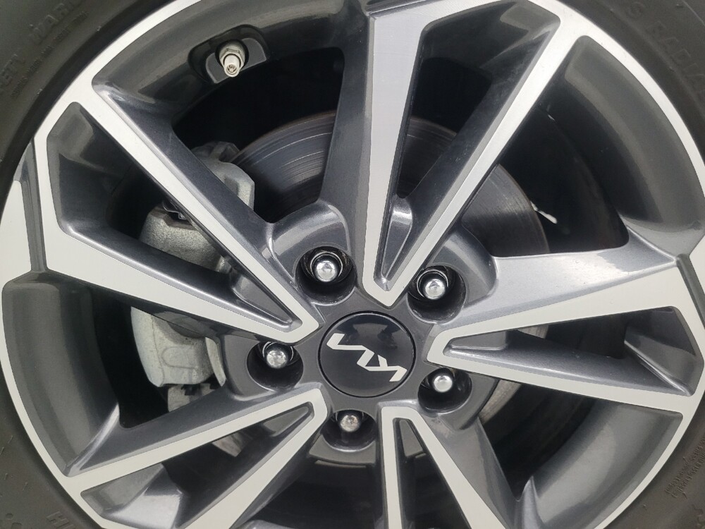 2024 Kia Forte in Macon, GA 31210 - 18116040 31