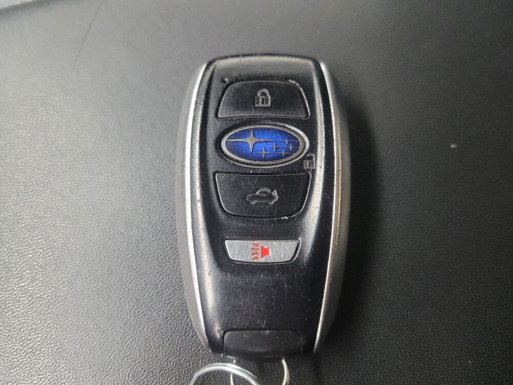 2015 Subaru Legacy in Indianapolis, IN 46222 - 18116044 32