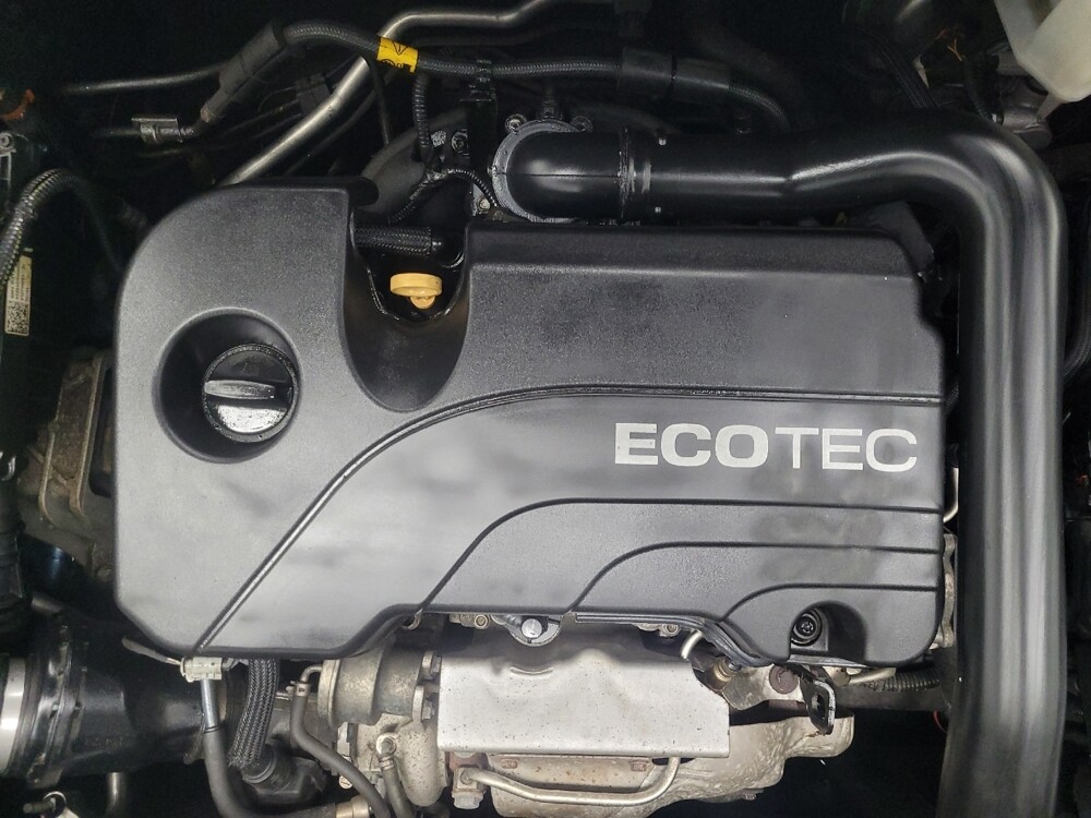 2020 Chevrolet Equinox in Highland, IN 46322 - 18116050 30