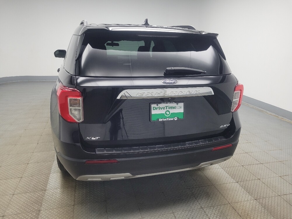 2022 Ford Explorer in Indianapolis, IN 46222 - 18116051 6
