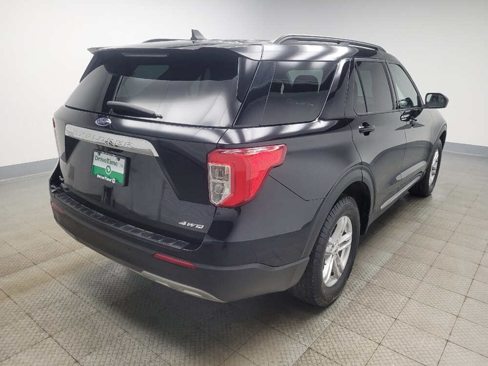 2022 Ford Explorer in Indianapolis, IN 46222 - 18116051 9