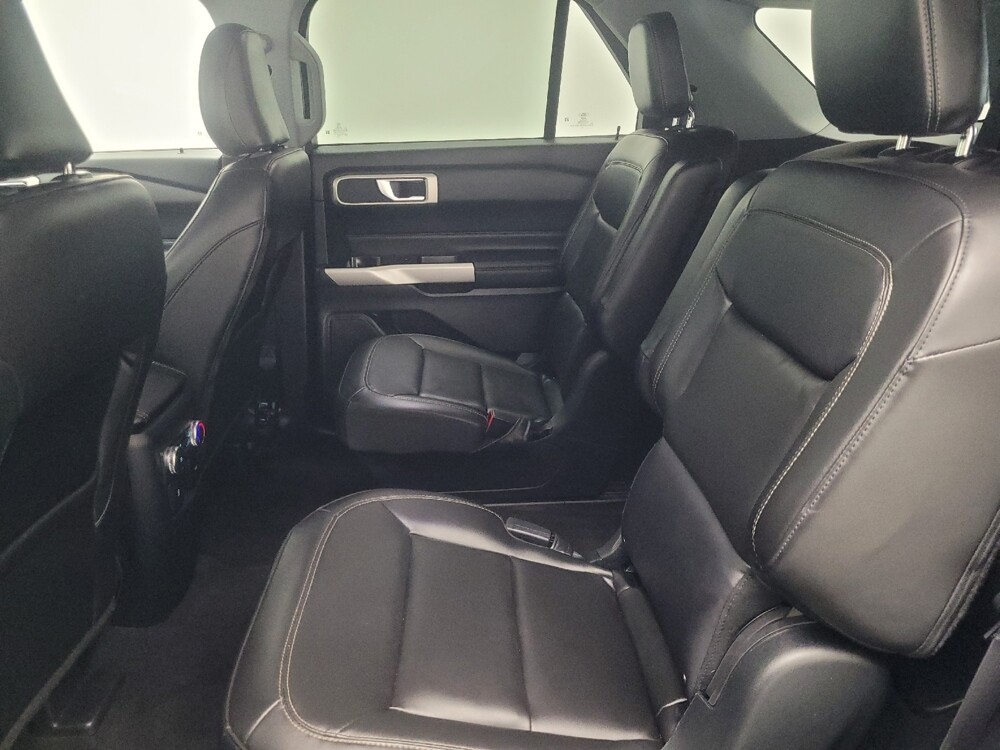 2022 Ford Explorer in Indianapolis, IN 46222 - 18116051 18
