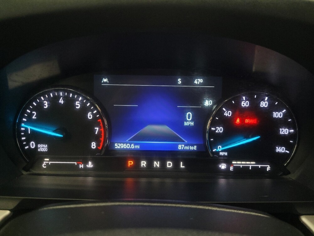 2022 Ford Explorer in Indianapolis, IN 46222 - 18116051 23