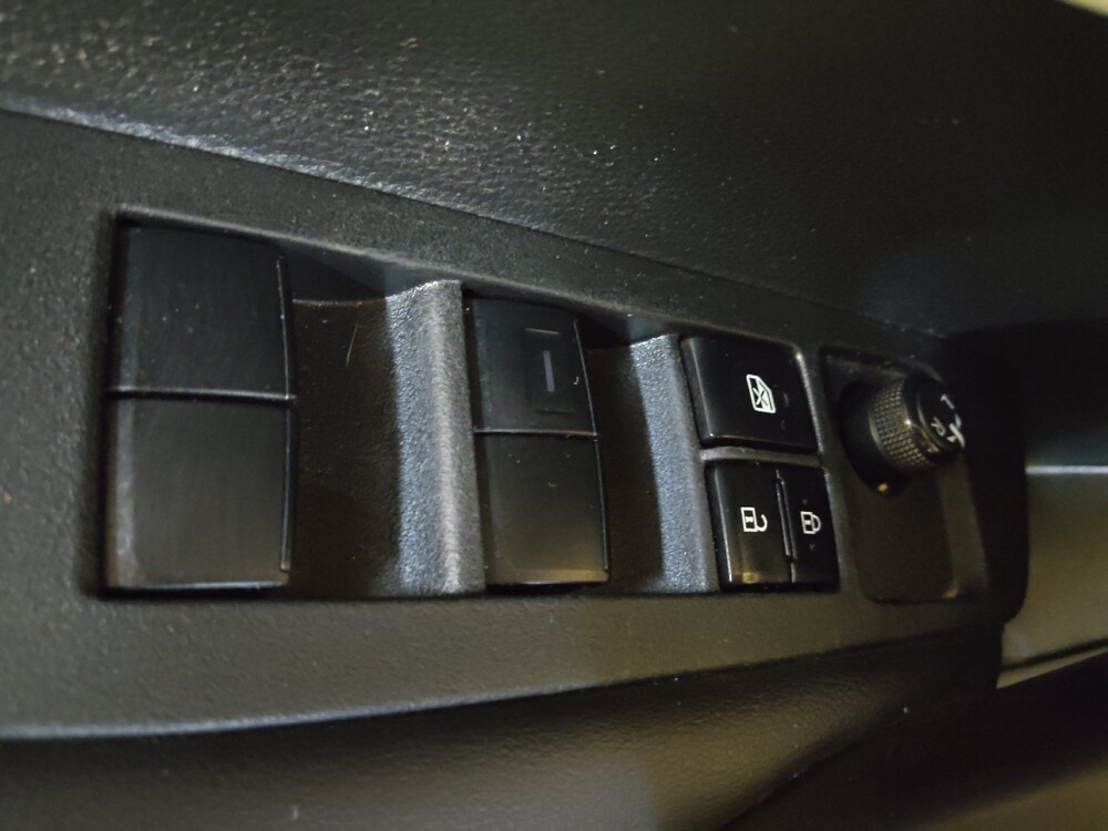 2021 Toyota Corolla in Winston-Salem, NC 27103 - 18116057 27