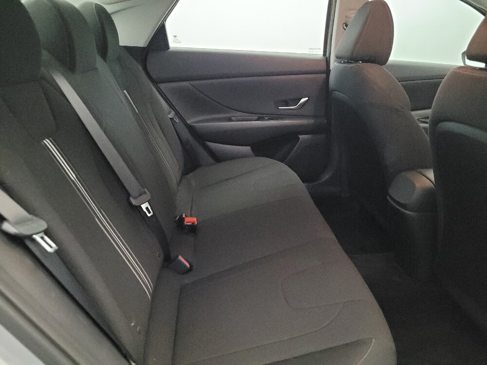 2023 Hyundai Elantra in Pittsburgh, PA 15237 - 18116061 19