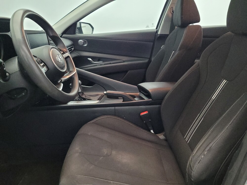 2023 Hyundai Elantra in Pittsburgh, PA 15237 - 18116061 17