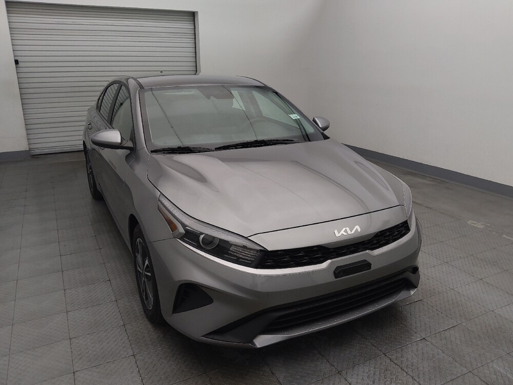 2024 Kia Forte in Houston, TX 77060 - 18116072 14