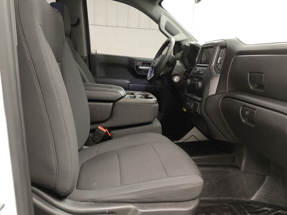 2021 Chevrolet Silverado 1500 in St. Louis, MO 63125 - 18116085 21