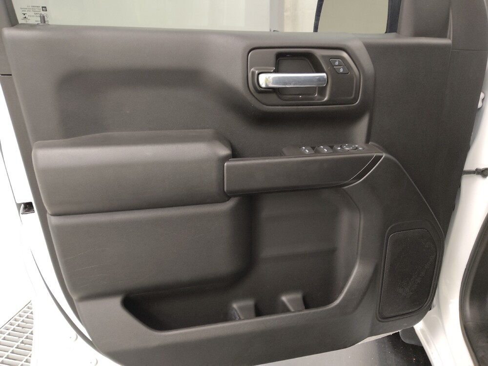 2021 Chevrolet Silverado 1500 in St. Louis, MO 63125 - 18116085 27