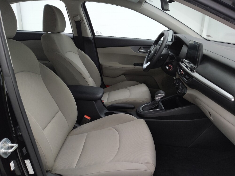 2021 Kia Forte in St. Louis, MO 63125 - 18116086 21