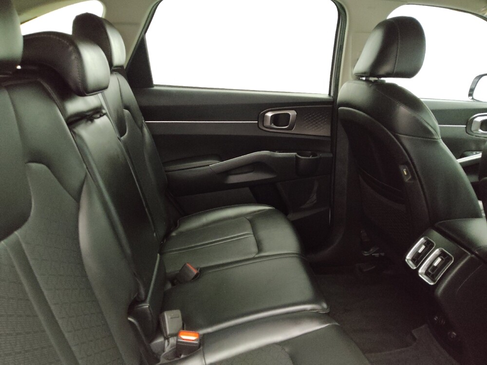 2021 Kia Sorento in Arlington, TX 76011 - 18116093 19