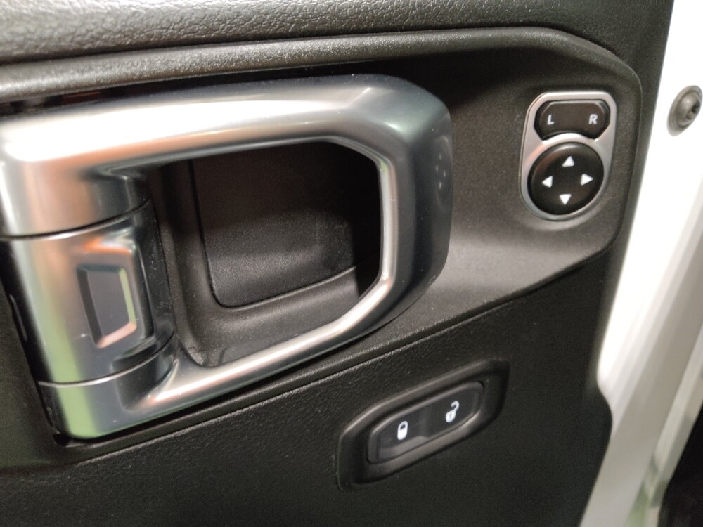 2019 Jeep Wrangler in Arlington, TX 76011 - 18116096 27