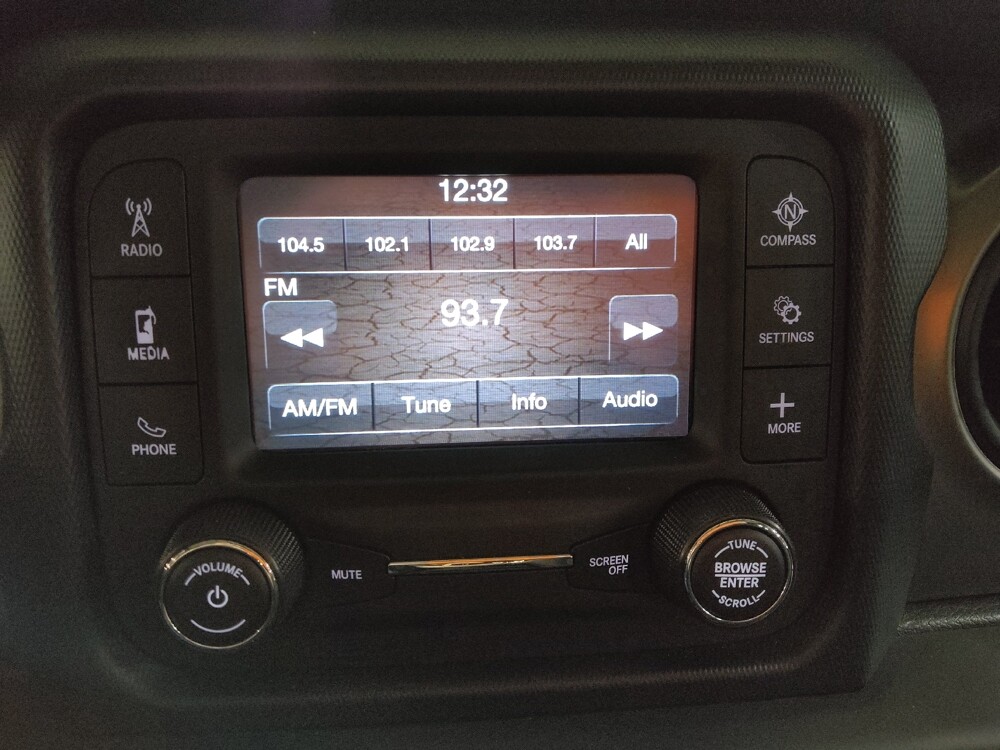 2019 Jeep Wrangler in Arlington, TX 76011 - 18116096 25