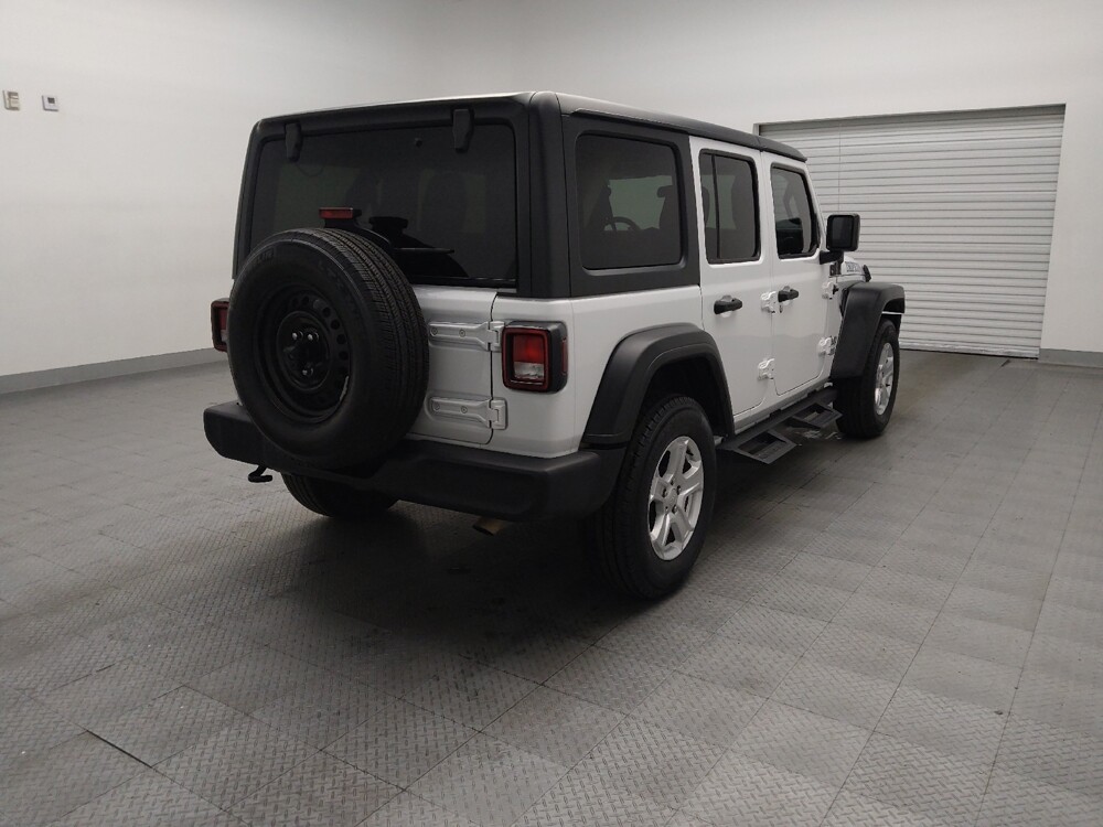 2019 Jeep Wrangler in Arlington, TX 76011 - 18116096 9