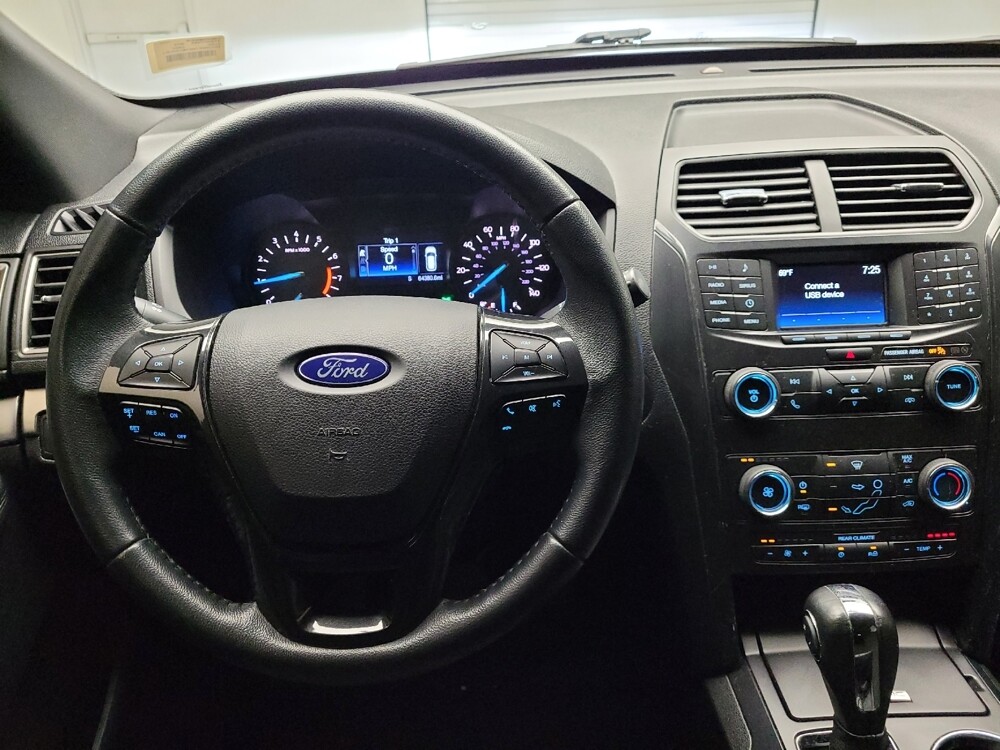 2019 Ford Explorer in Taylor, MI 48180 - 18116100 22