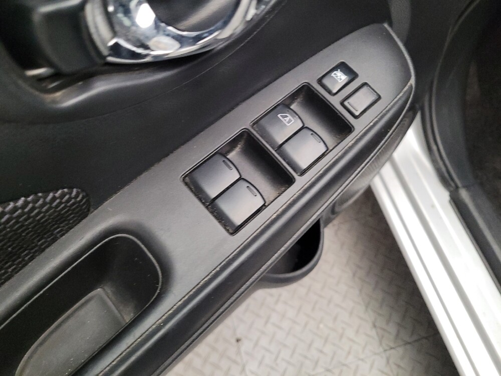 2019 Nissan Versa in Downey, CA 90241 - 18116103 27